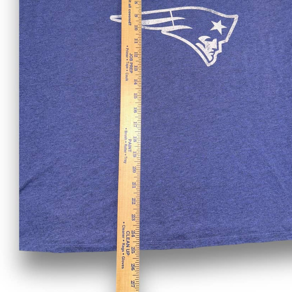 Loose Fit New England Patriots Women's V-neck Top Size:‎ XL - Picture 4 of 5